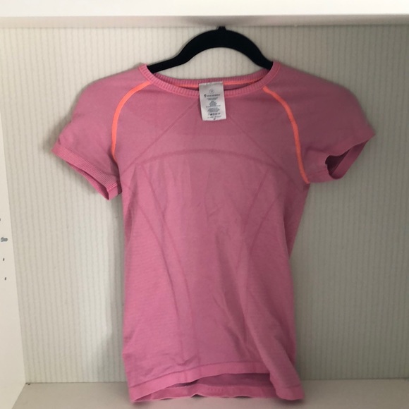 Three Ivivva shirts 90$ for all three💕 - Picture 3 of 3